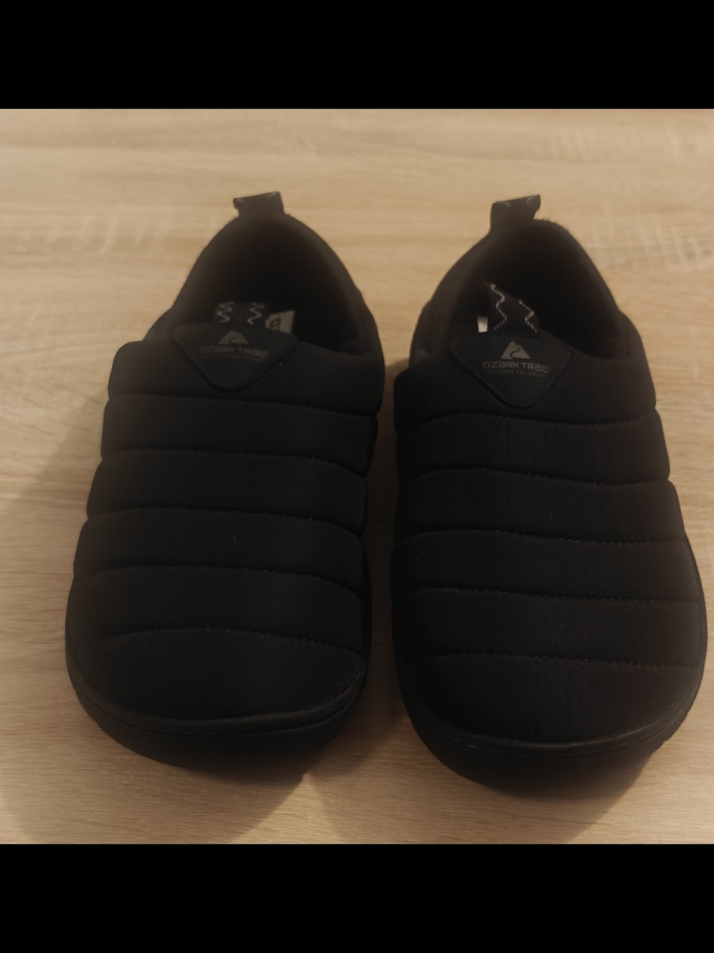 OZARK TRAIL Men's Puffer Shoes SZ 7 Loafer/Slipper Black Memory Foam